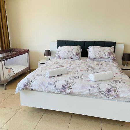 Dolce Vita Sea View Apartment Свети Влас Екстериор снимка