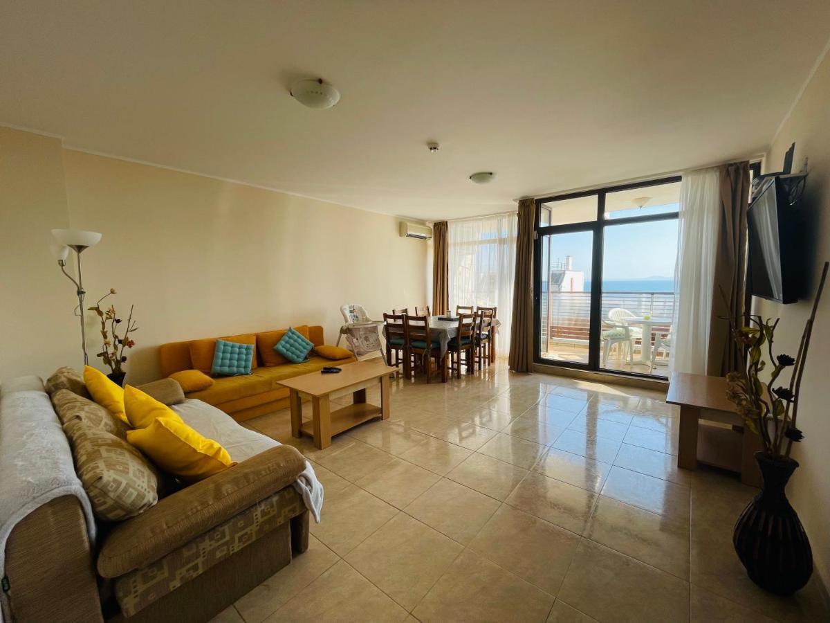 Dolce Vita Sea View Apartment Свети Влас Екстериор снимка